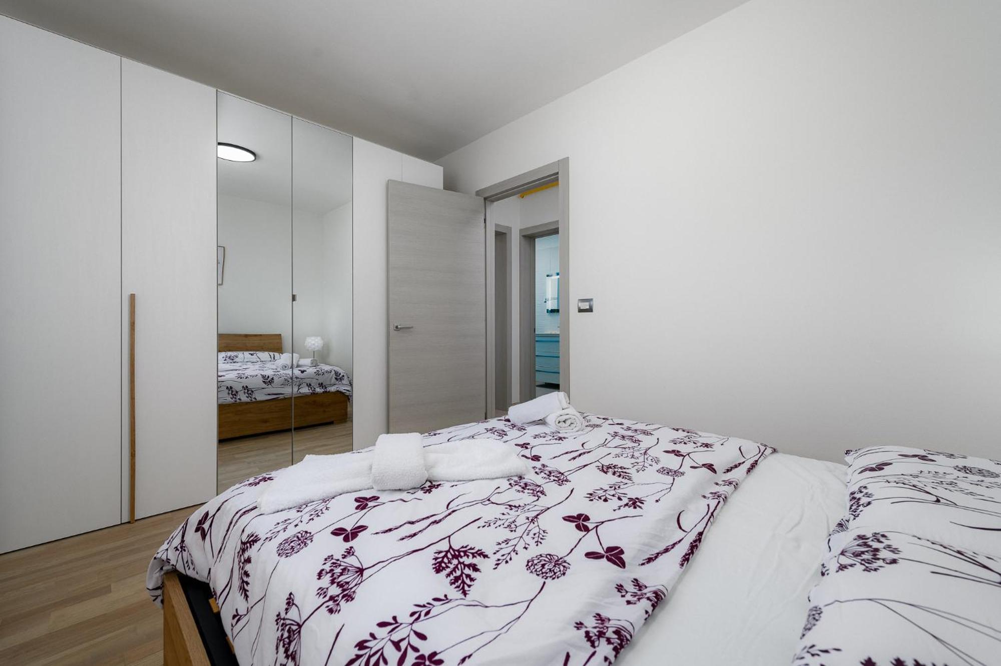 Stancija Amorozo 5 - Apartment N. 7 波雷奇 外观 照片